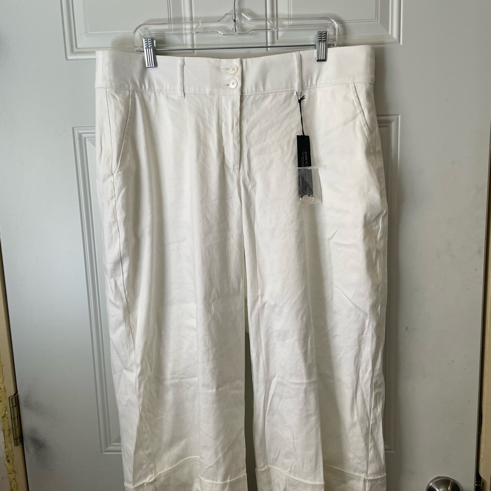 Women’s 18 Lane Bryant White Crop Pants